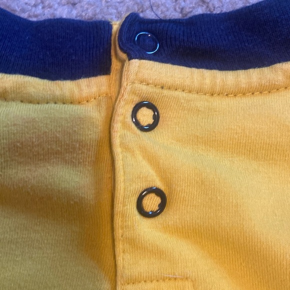 Elmo Boys Size 18 Months Football Long Sleeve Shirt Sesame Street - Picture 6 of 10